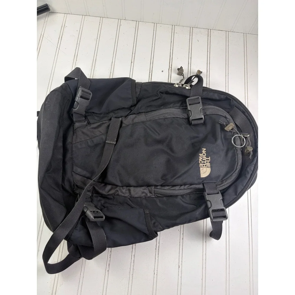 The North Face Black Hot Shot Laptop Travel Hiking Back Pack Bag Unisex